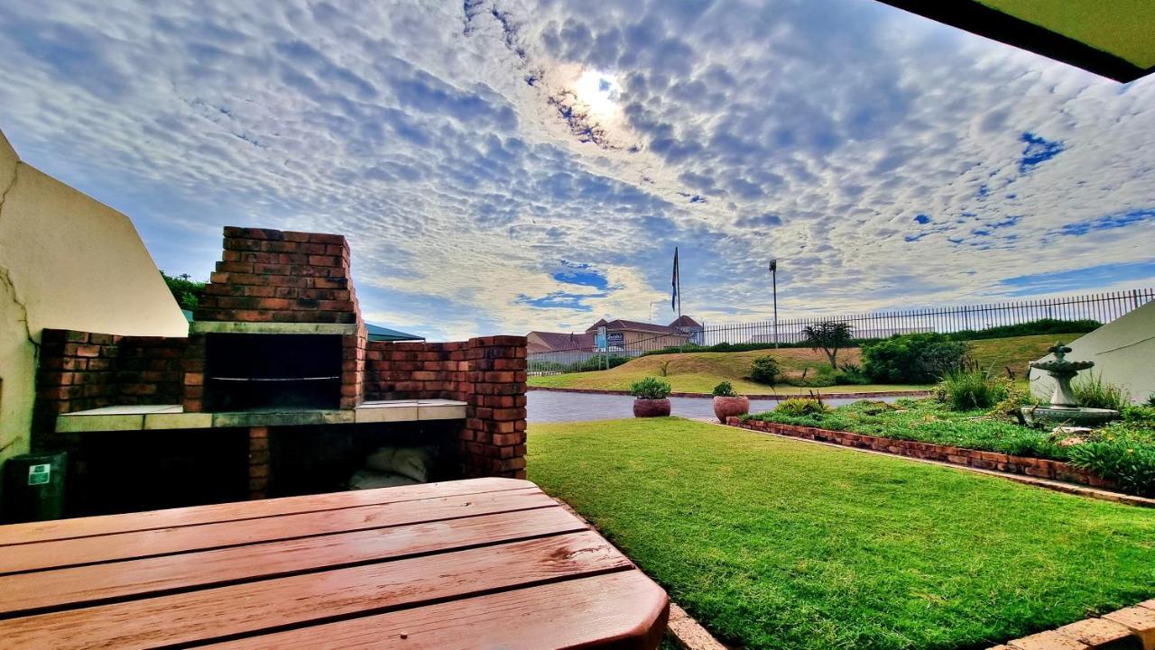 Settler Sands Resort - Holsboer Vacations Port Alfred Esterno foto